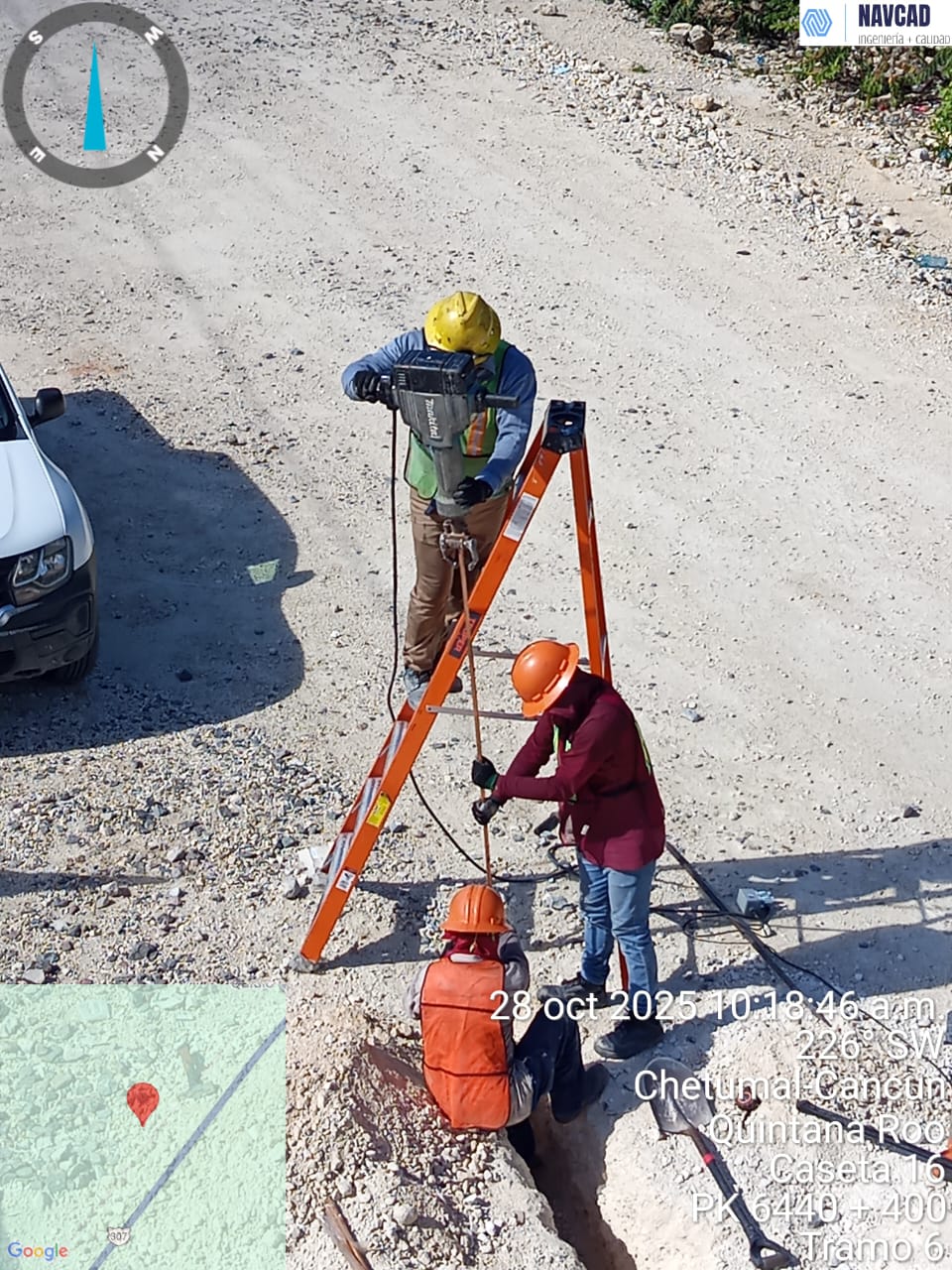 Instalaciones Eléctricas de Media y Baja Tensión - NAVCAD